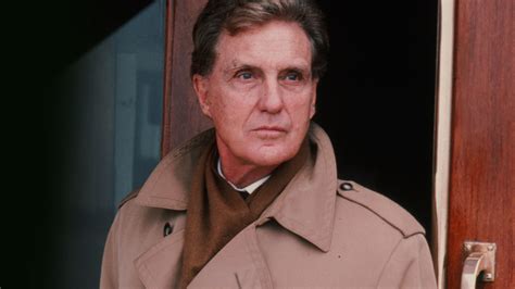 is robert stack still living|robert stack unsolved mysteries death.
